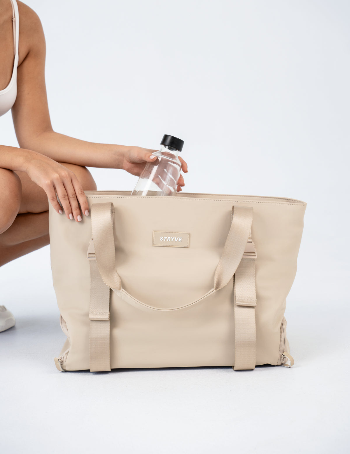 STRYVE Better Tote Bag – Sporttasche für Damen mit Schuhfach