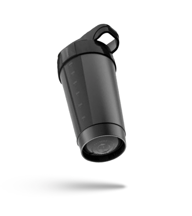 STRYVE Trinkflaschen Black Shaker