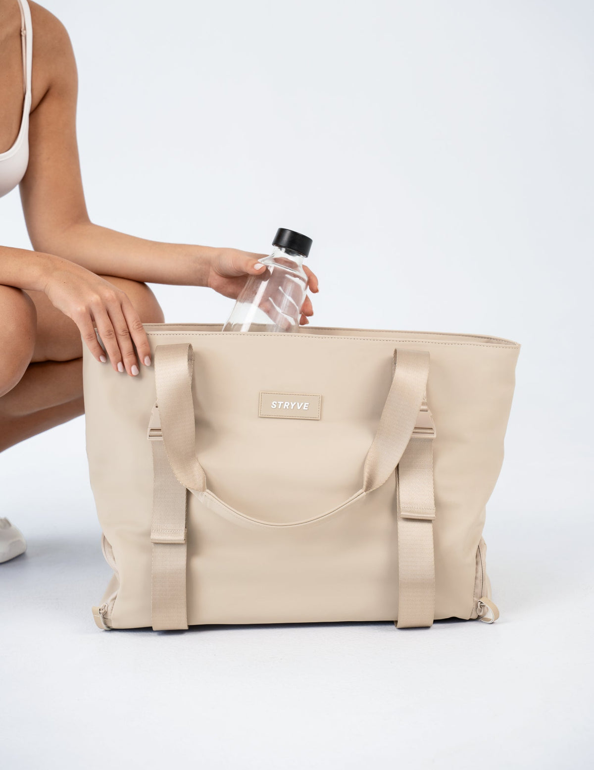 STRYVE Better Tote Bag – Sporttasche für Damen mit Schuhfach - STRYVE — For the better.