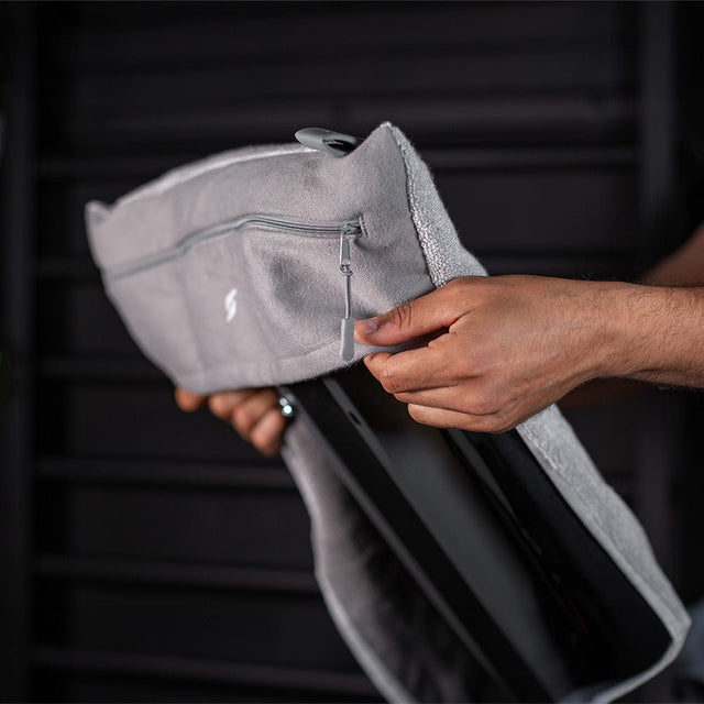 STRYVE Handtücher Towell+ Silver – antibakterielles Sporthandtuch