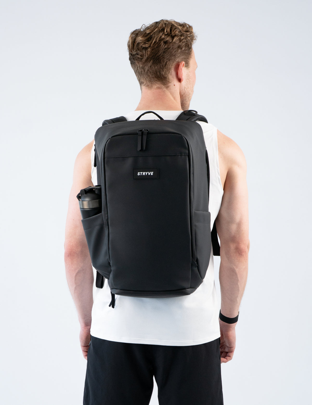 STRYVE Better Backpack – Sportrucksack mit Schuhfach