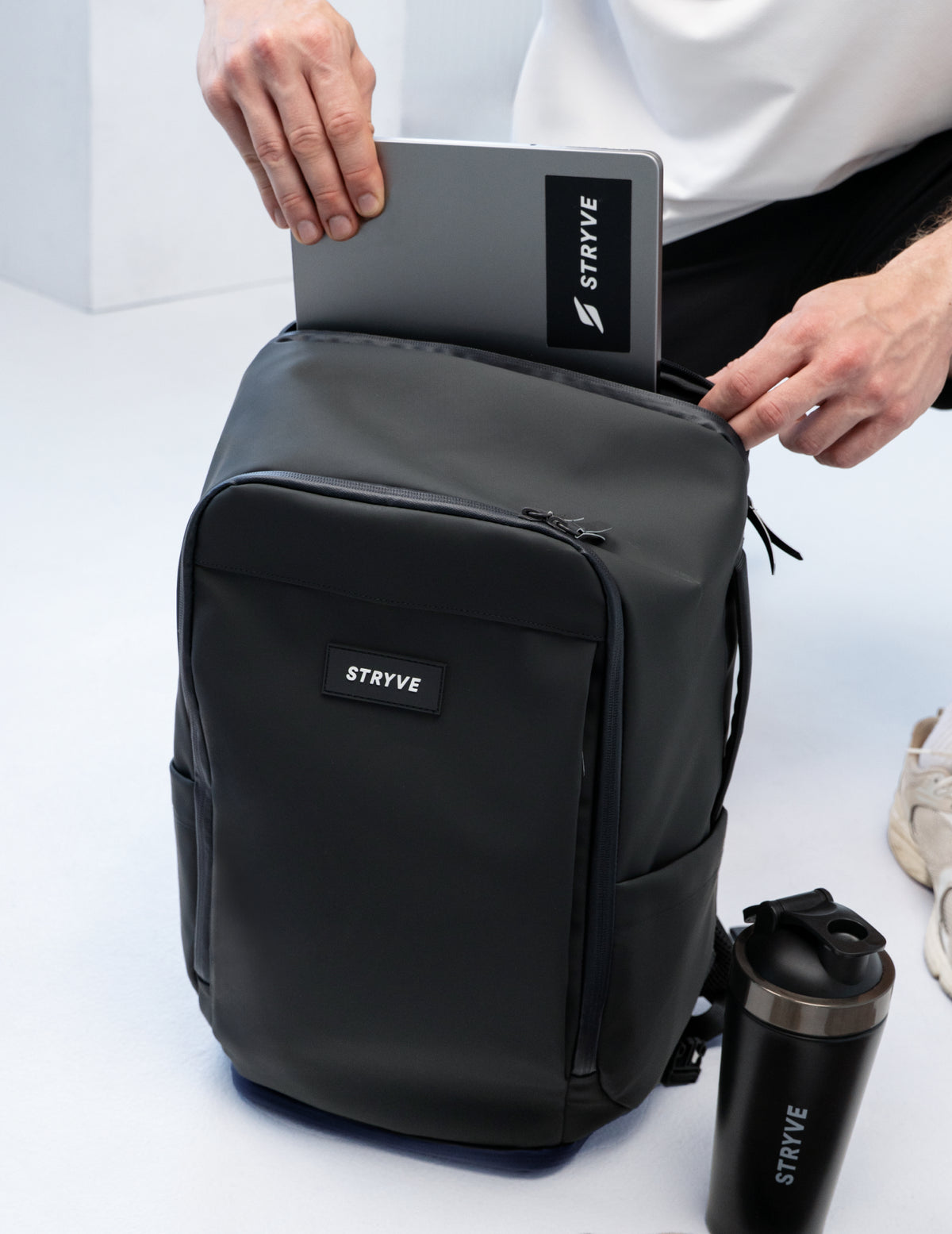 STRYVE Better Backpack – Sportrucksack mit Schuhfach