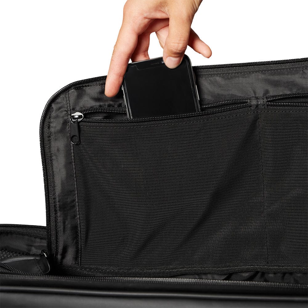 STRYVE — For the better. NEW – Performance Sportsbag