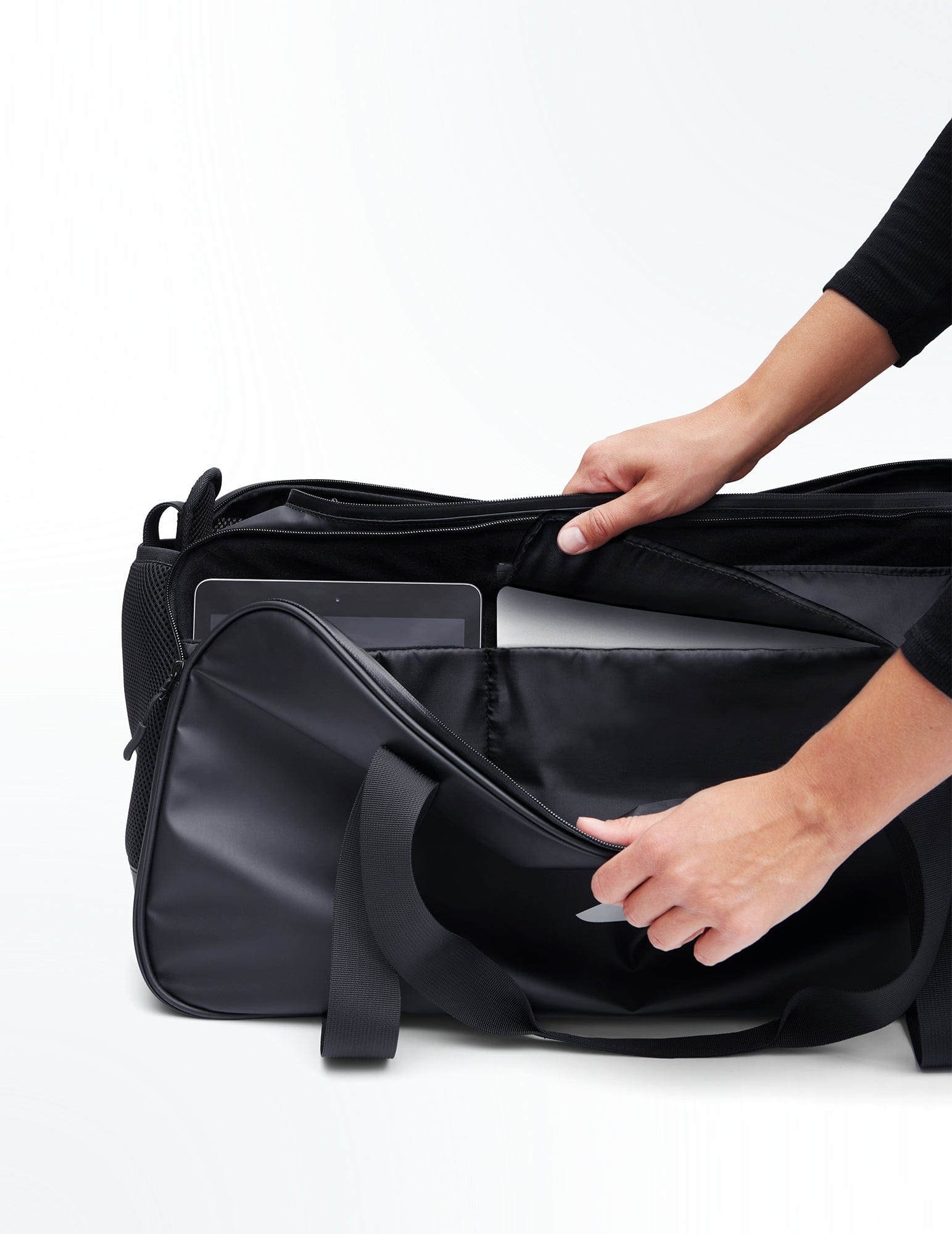 STRYVE — For the better. Performance Sportsbag