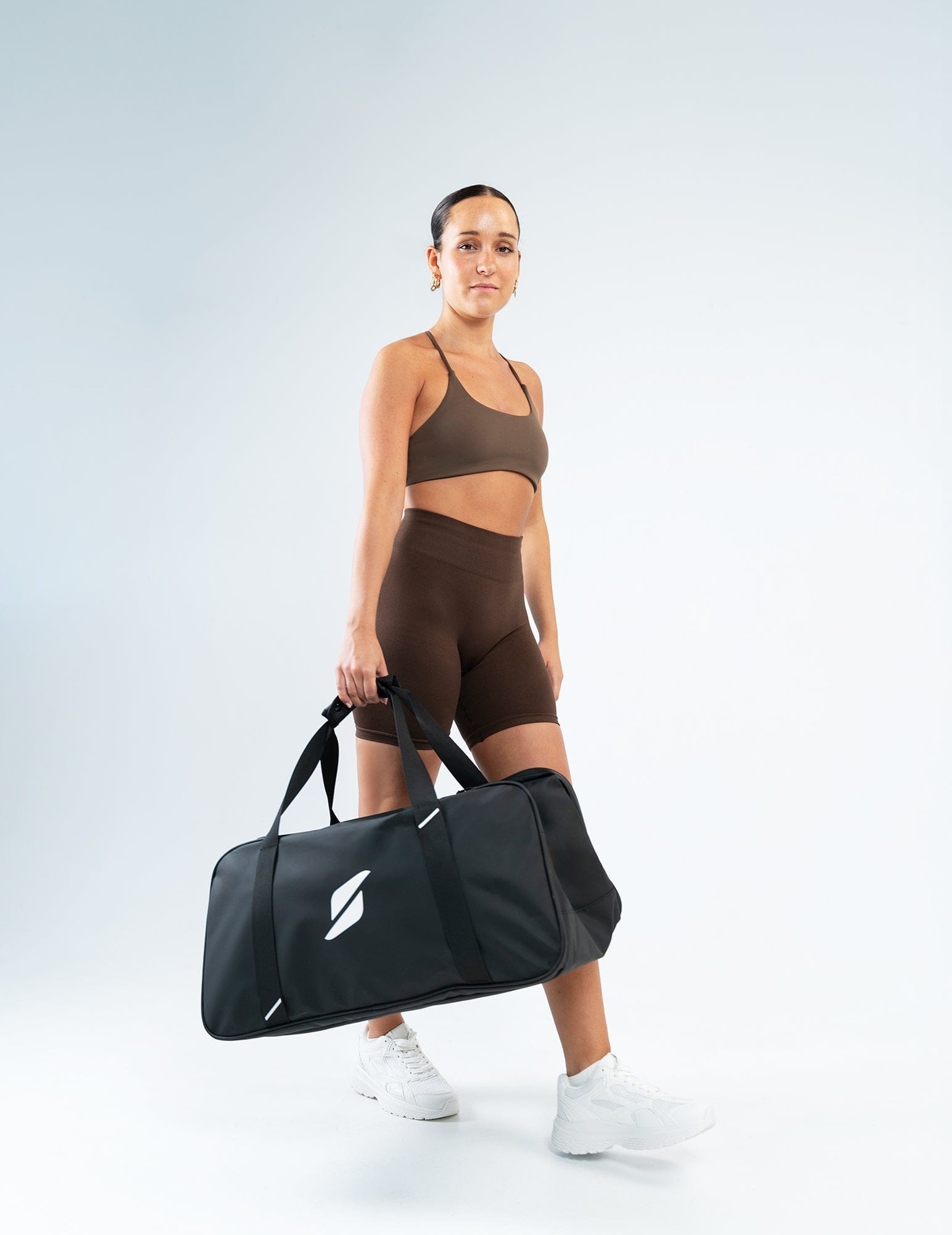 STRYVE — For the better. Performance Sportsbag