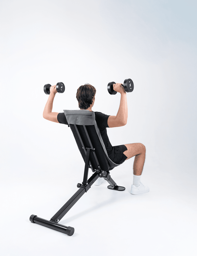 STRYVE Towell+ Pro Sporthandtuch mit Magnetclip - STRYVE — For the better.