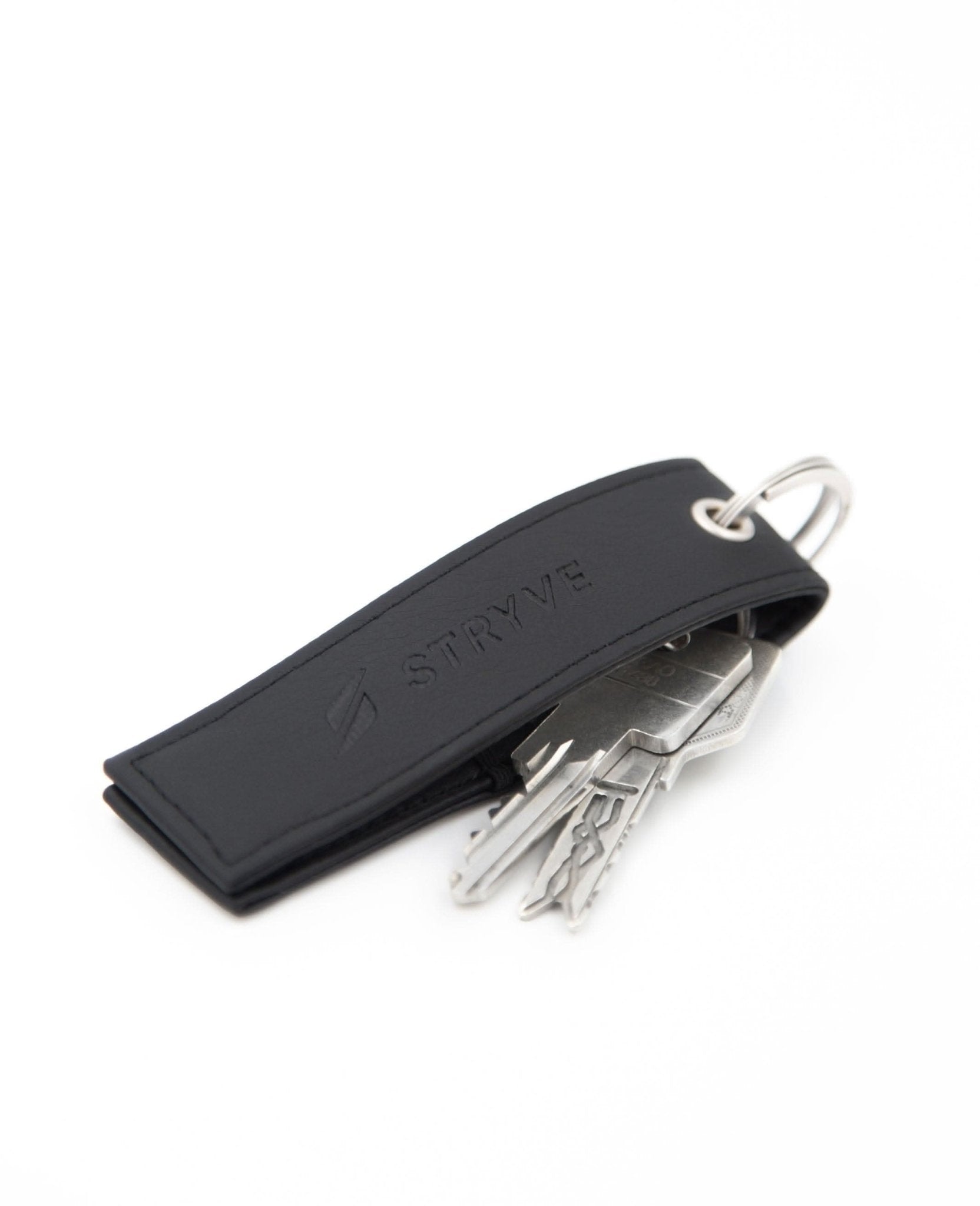 Schlüsselanhänger aus Kunstleder – STRYVE Keychain