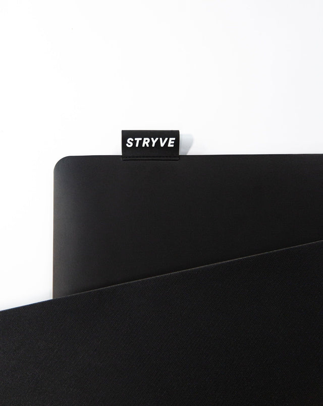 STRYVE Trainingsmatte All Black Training Mat Pro